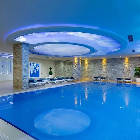 Granada City , Close To The Cleopatra Beach Apartment Alanya